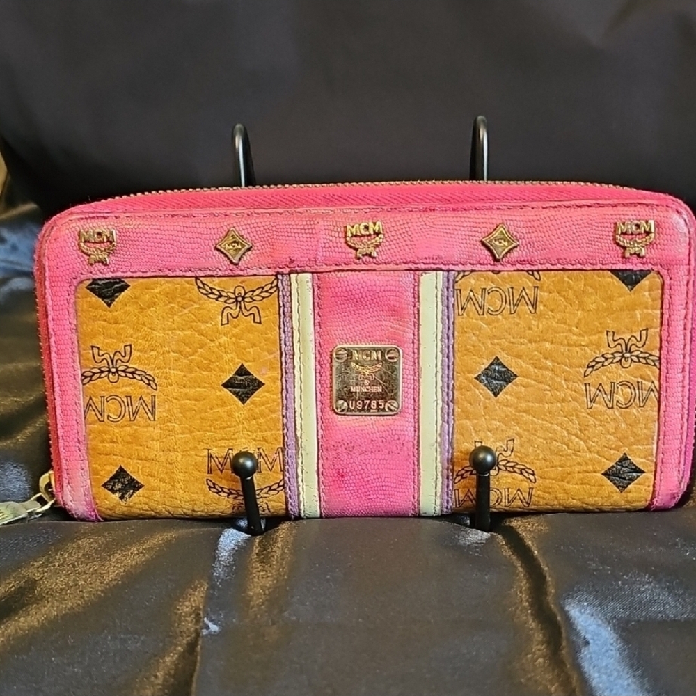 MCM Pink and Tan Wallet with Monogram Design | VGUC 💕